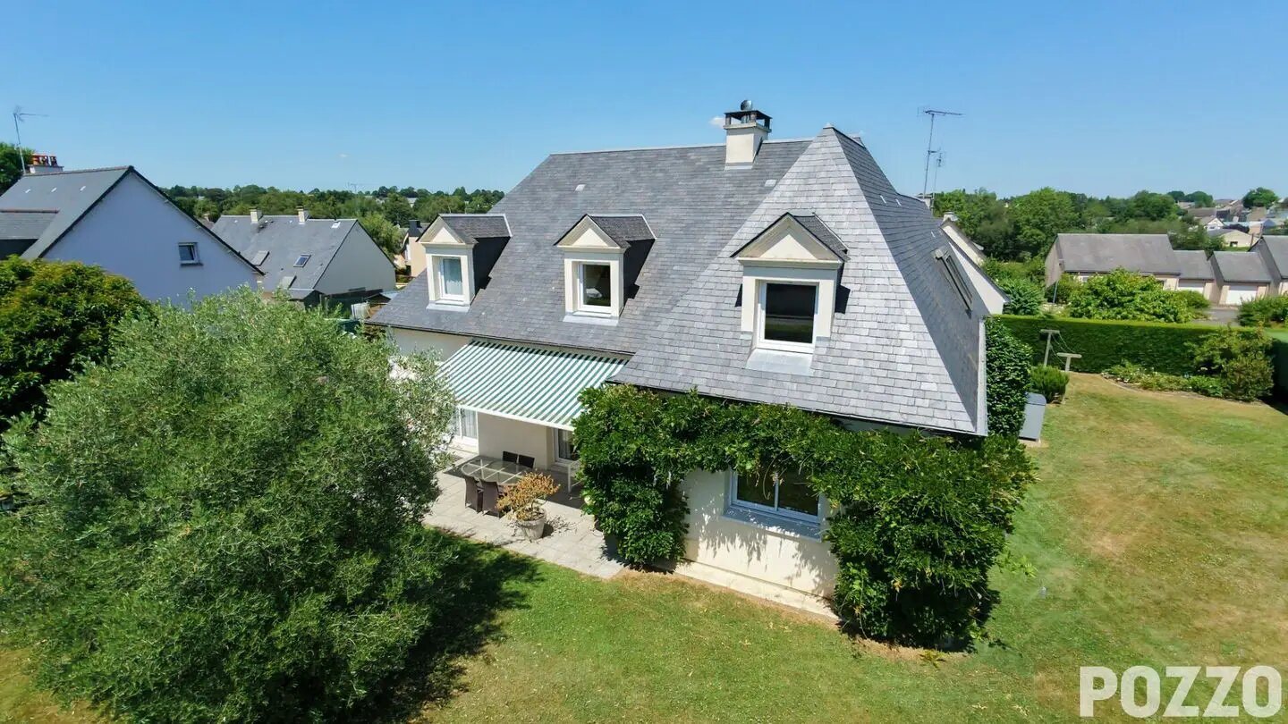 Maison à vendre, 180m², Saint-Hilaire-du-Harcouët