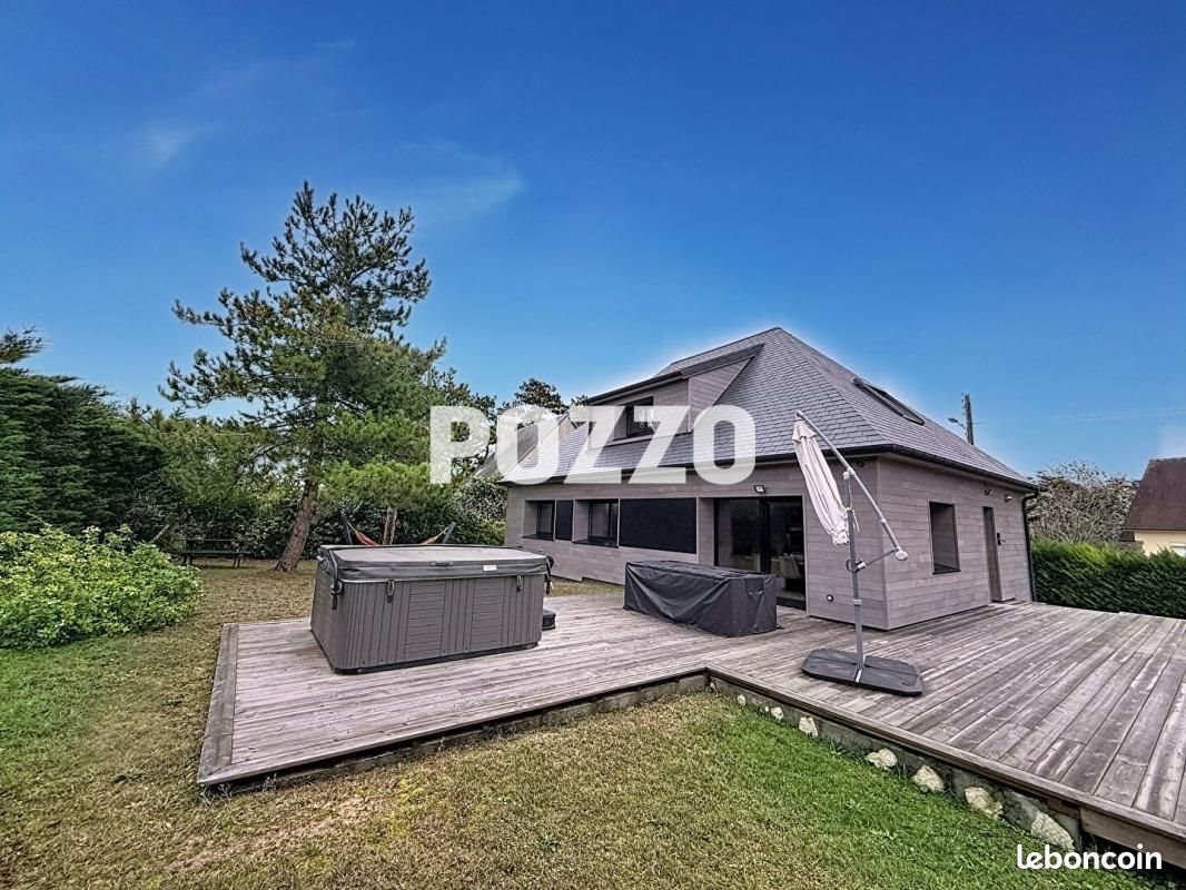 Maison à vendre, 125m², Jullouville