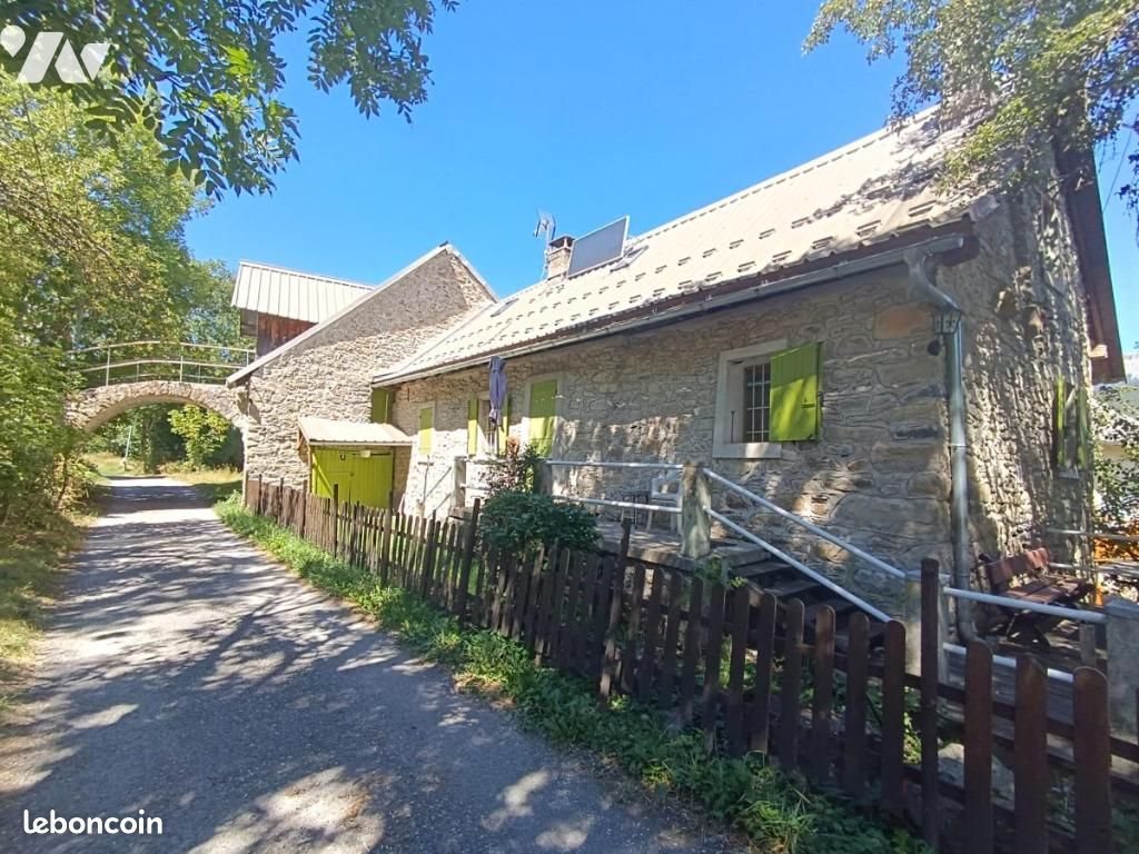 Maison à vendre, 85m², Seyne (Le Grand Puy)