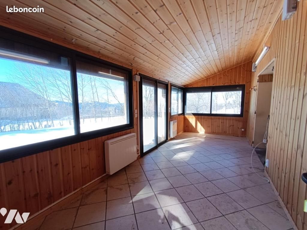 Maison à vendre, 149m², Seyne (Le Grand Puy)