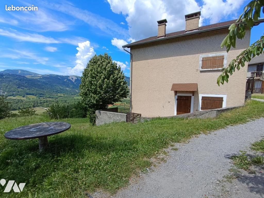 Appartement à vendre, 31m², Seyne (Le Grand Puy)