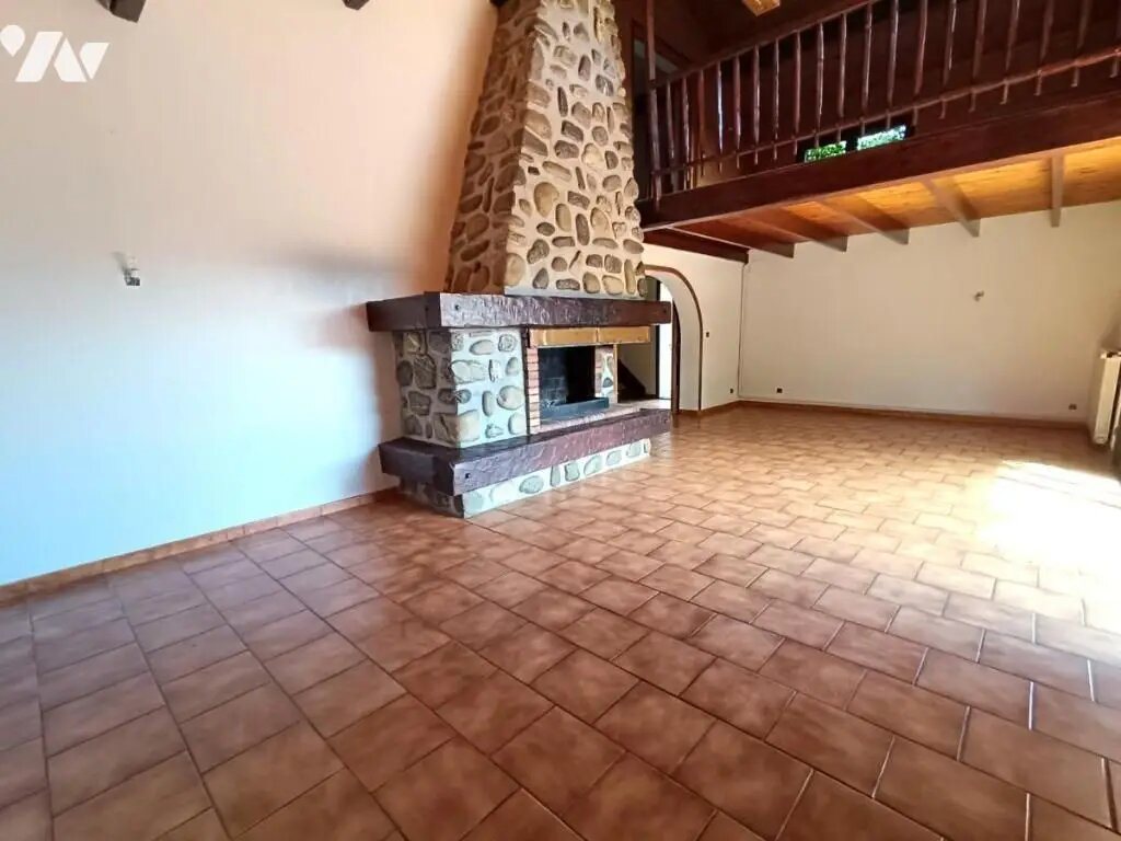 Maison à vendre, 4m², Seyne (Le Grand Puy)