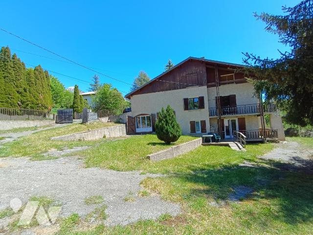 Maison à vendre, 244m², Seyne (Le Grand Puy)