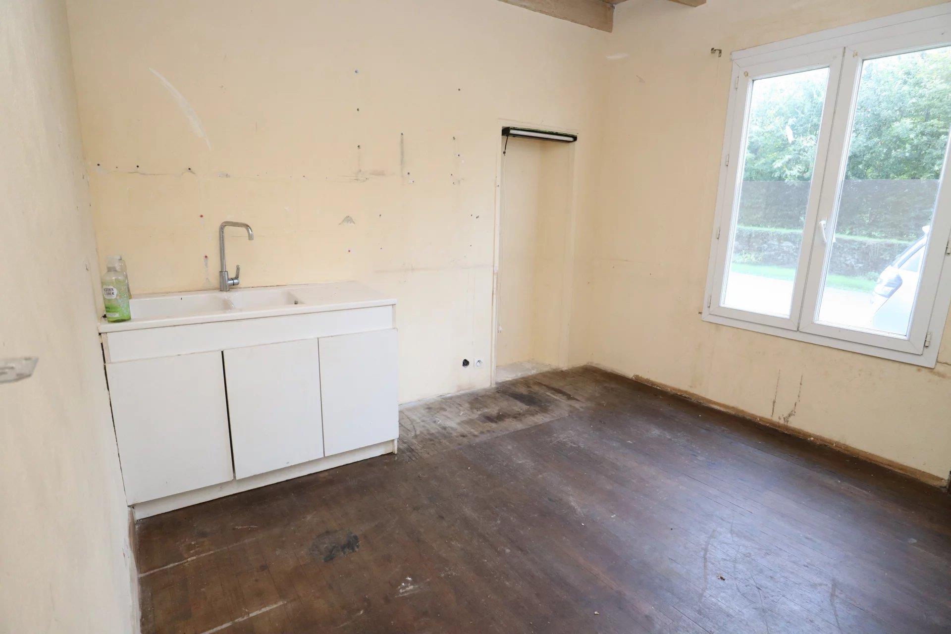 Maison à vendre, 86m², Poullaouen