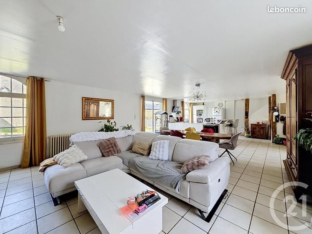 Maison à vendre, 140m², Saint-Glen