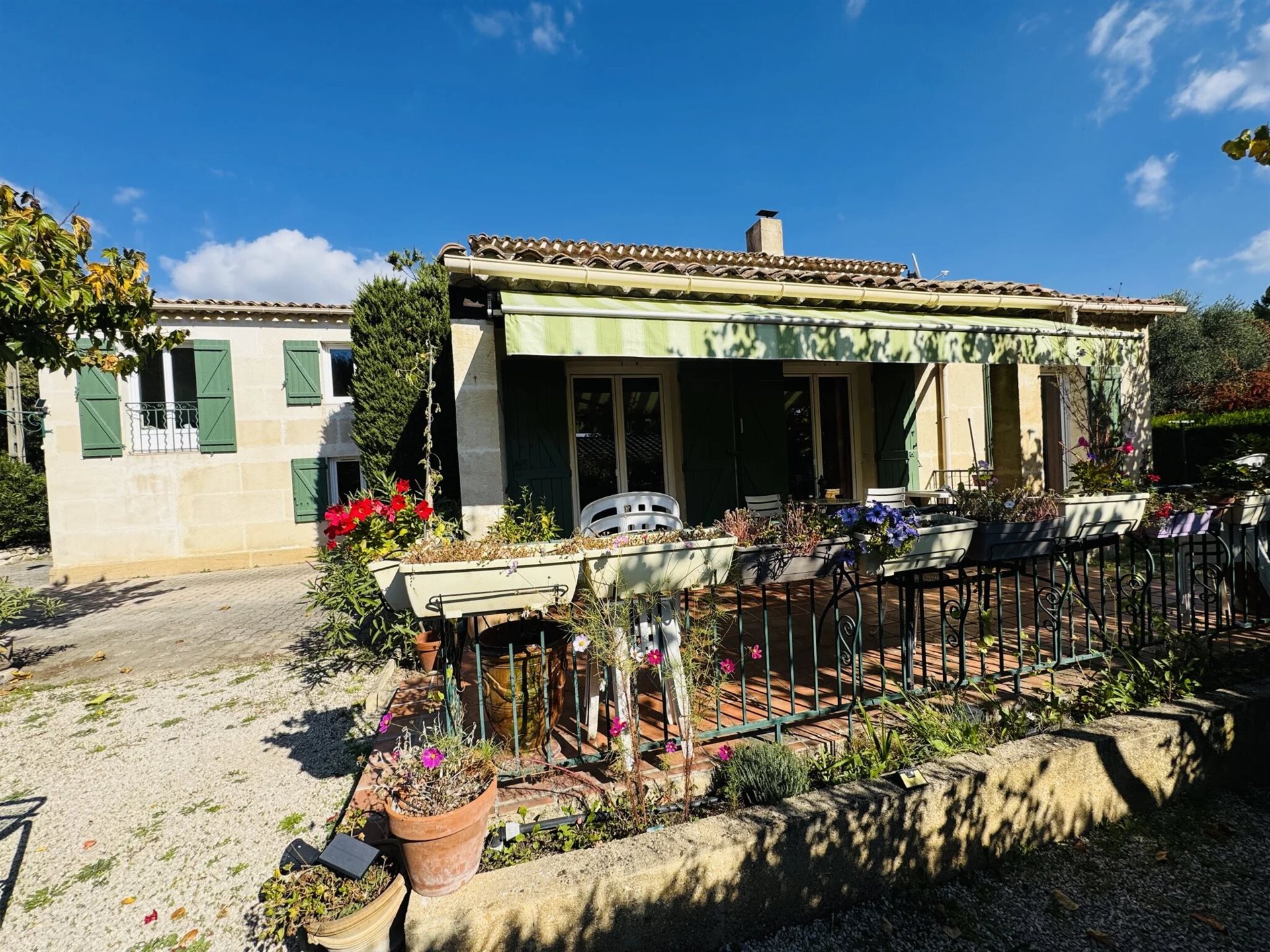 Maison à vendre, 200m², Eguilles