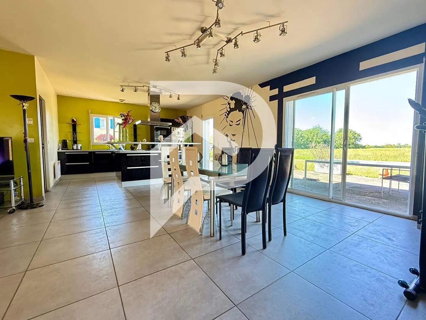 Maison à vendre, 126m², Loyettes
