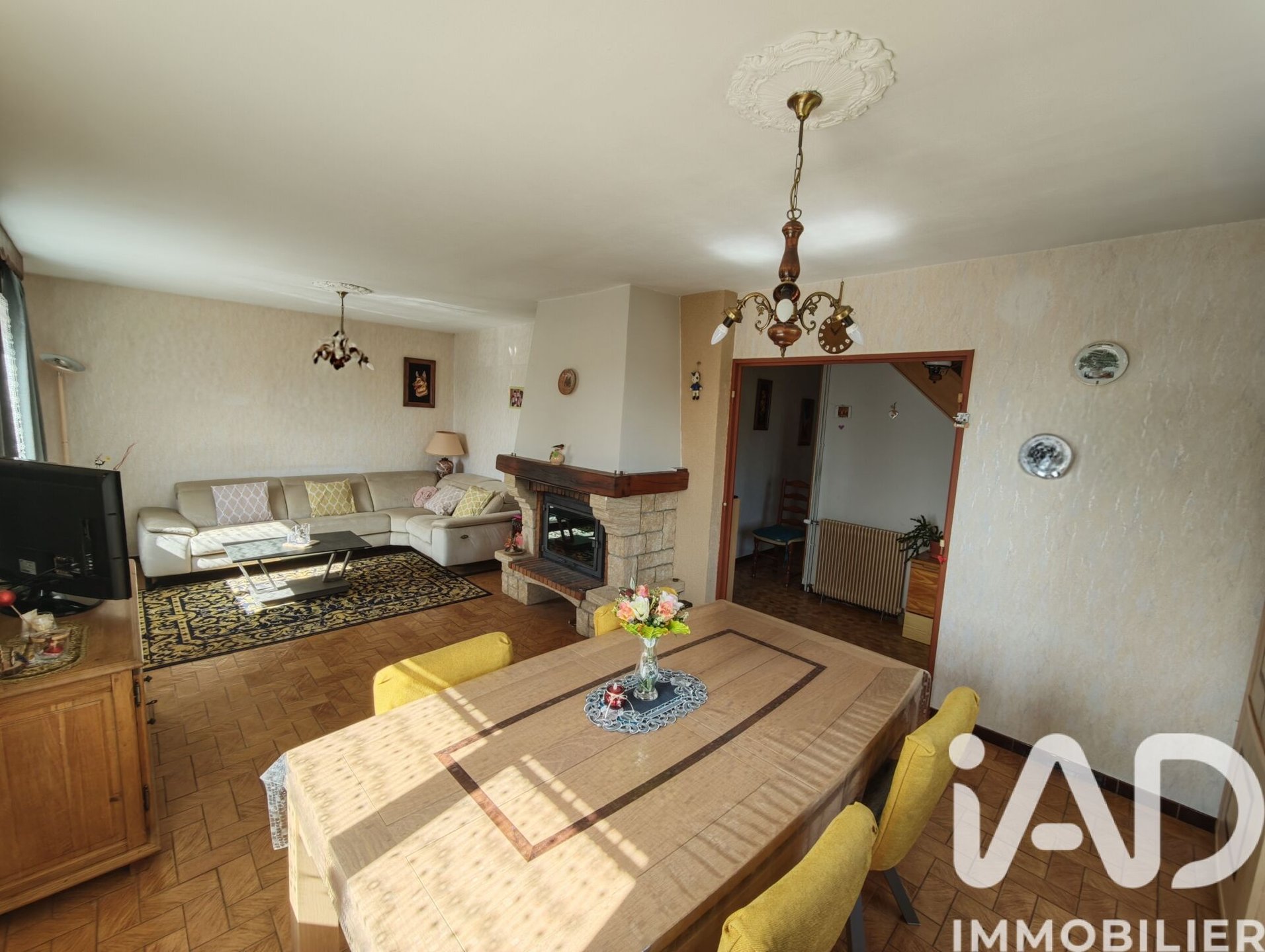 Maison à vendre, 120m², Selongey