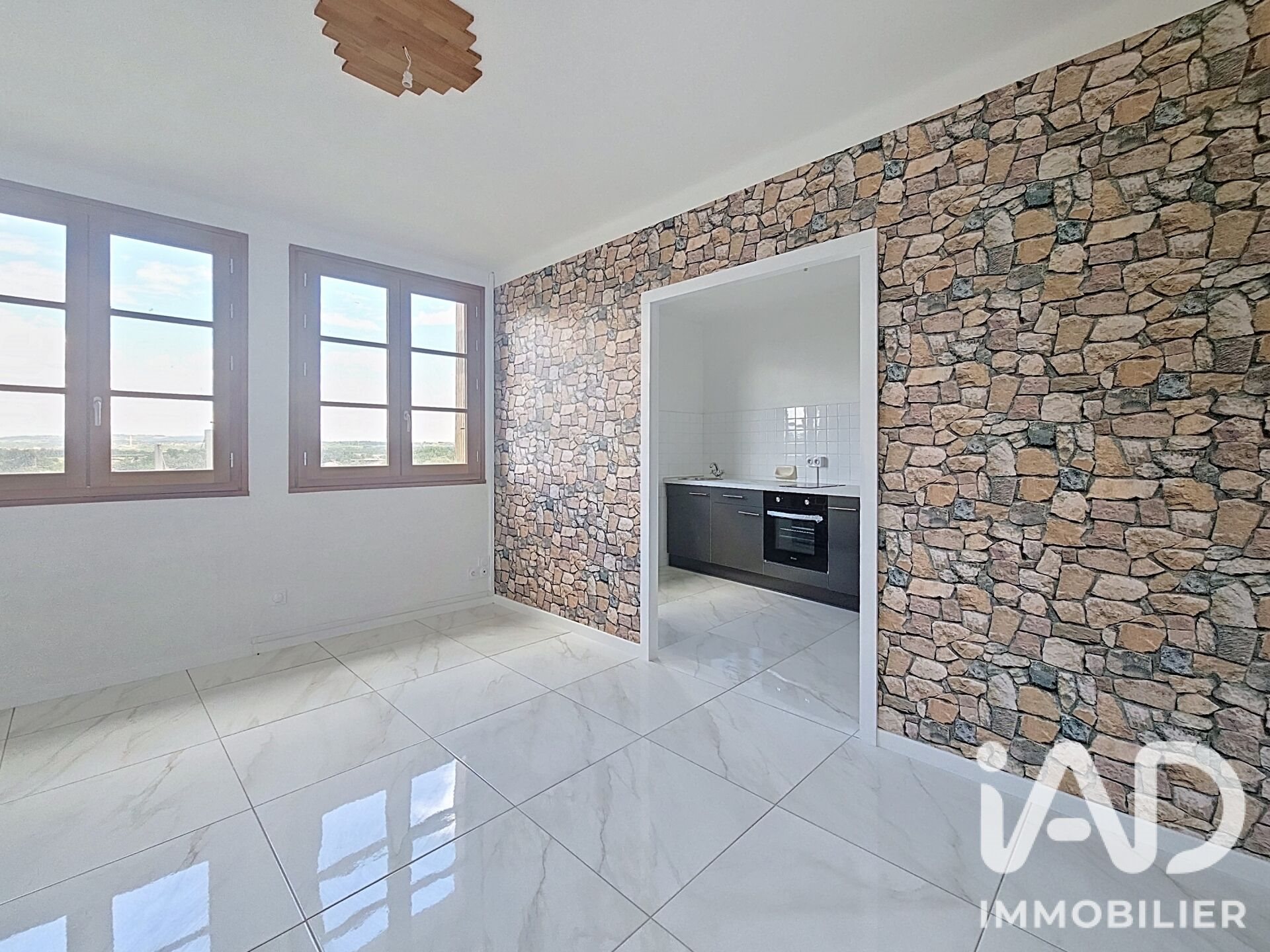 Appartement à louer, 43m², Serrières