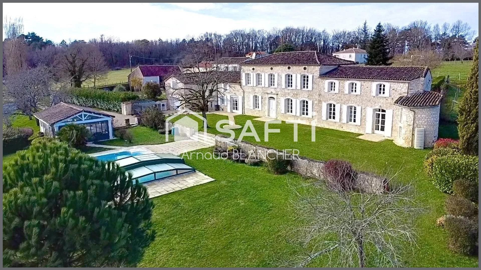 Maison à vendre, 294m², Angoulême