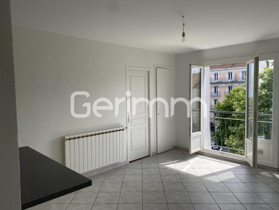 Appartement à louer, 45m², Grenoble
