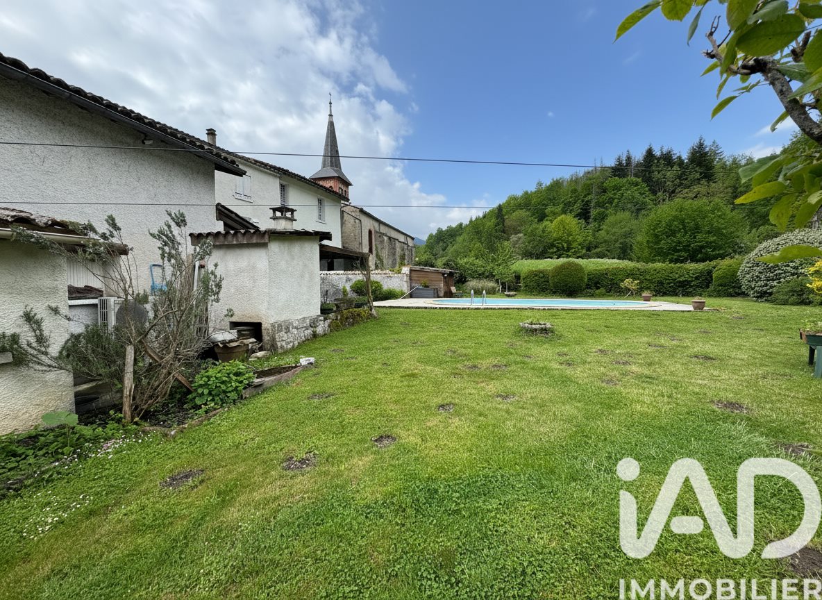 Maison à vendre, 182m², Fougax-et-Barrineuf