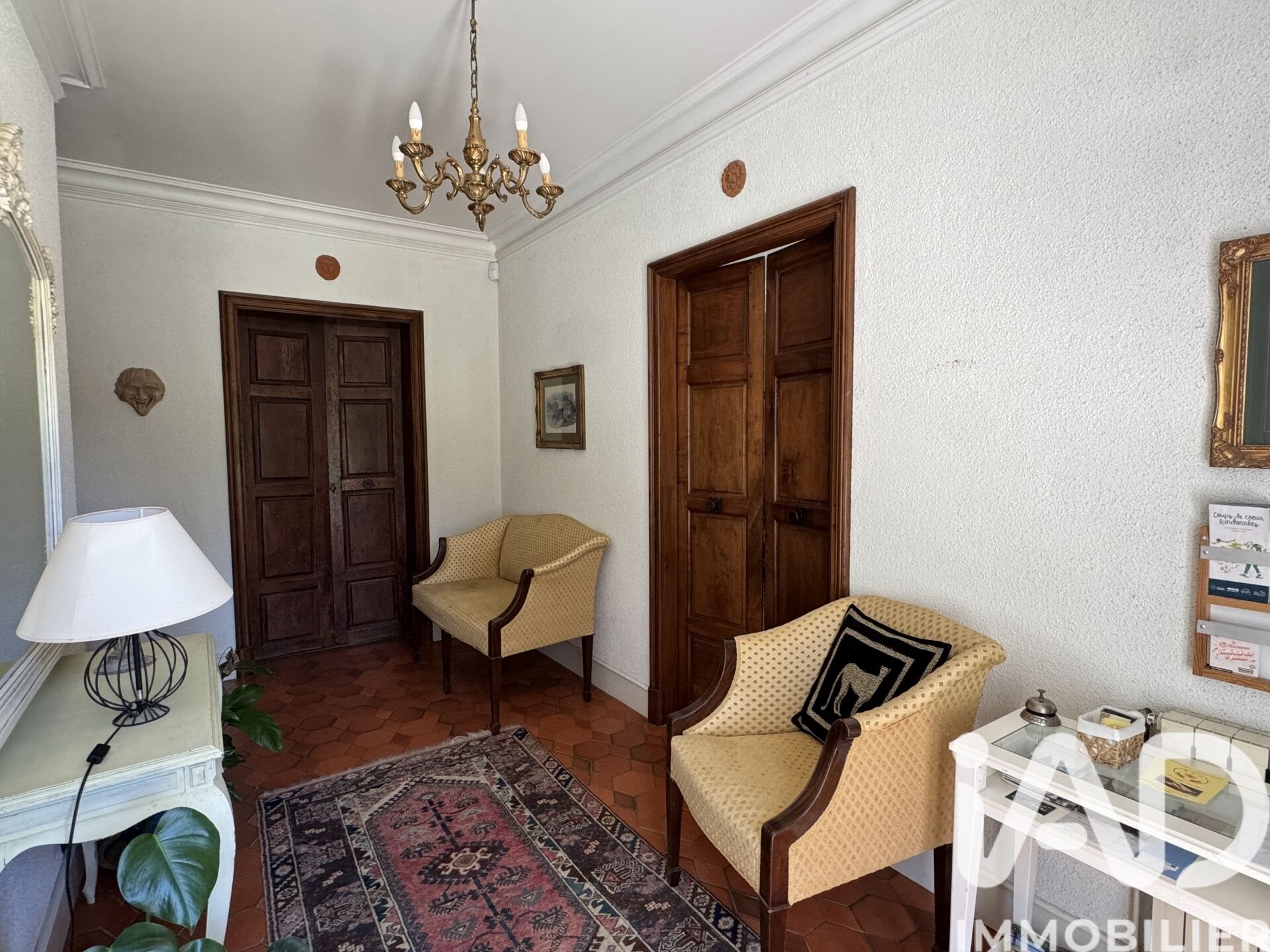 Maison à vendre, 549m², Saint-Jean-d'Aigues-Vives