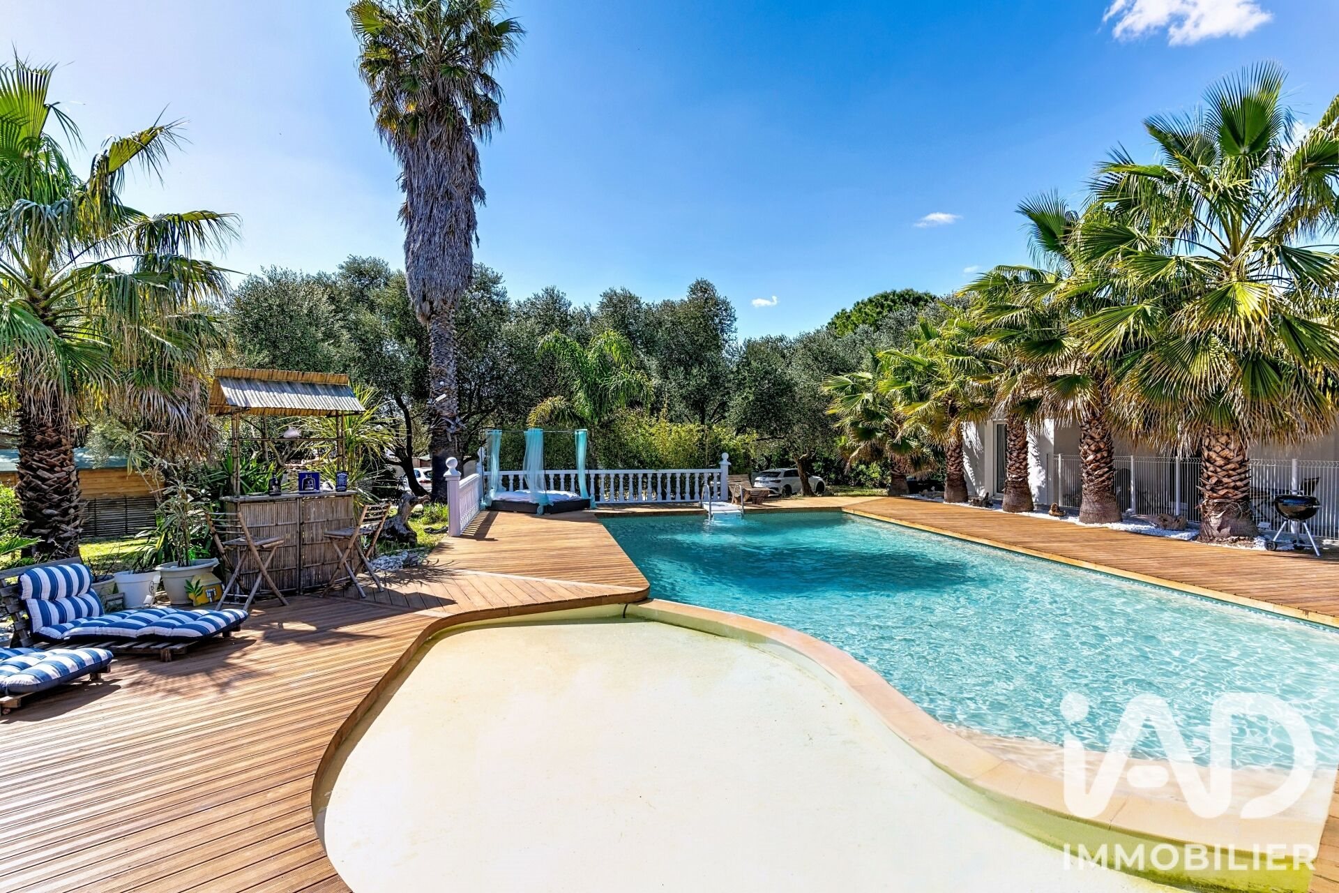 Maison à vendre, 320m², Uchaud