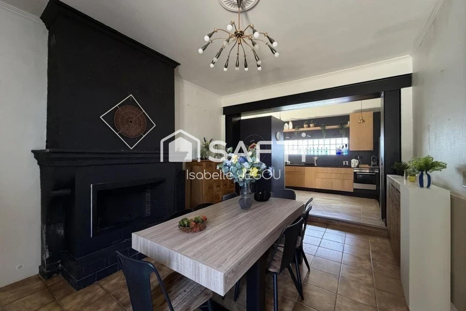 Maison à vendre, 211m², Salles