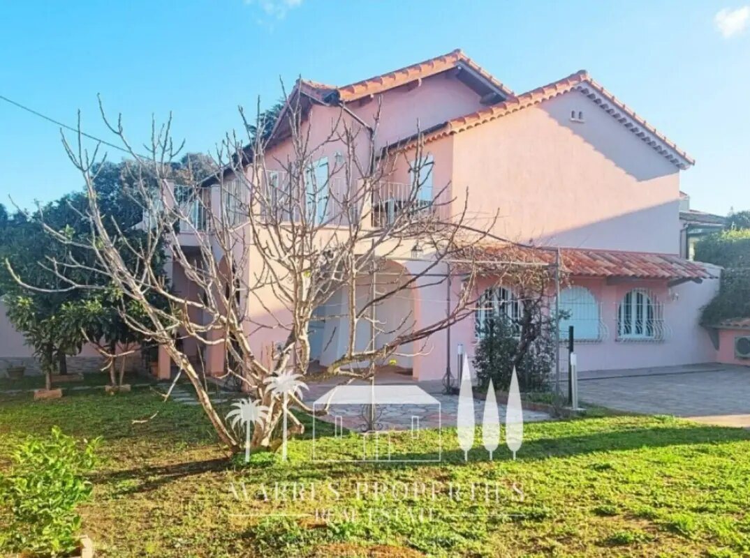 Maison à vendre, 124m², Saint-Tropez