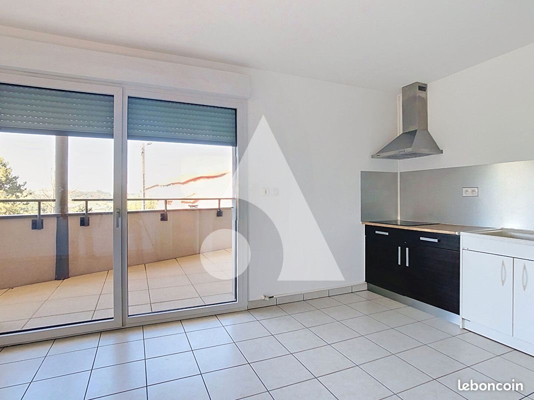 Appartement à vendre, 57m², Saint-Symphorien-sur-Coise