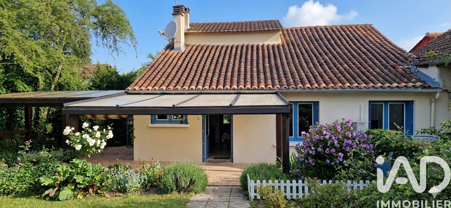 Maison à vendre, 104m², Vallereuil