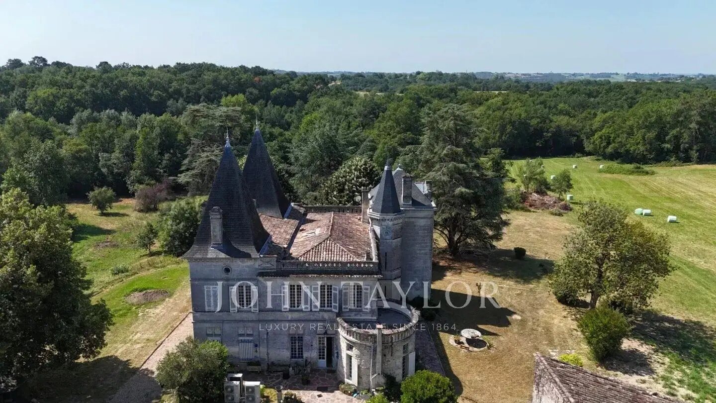 Maison à vendre, 900m², Créon