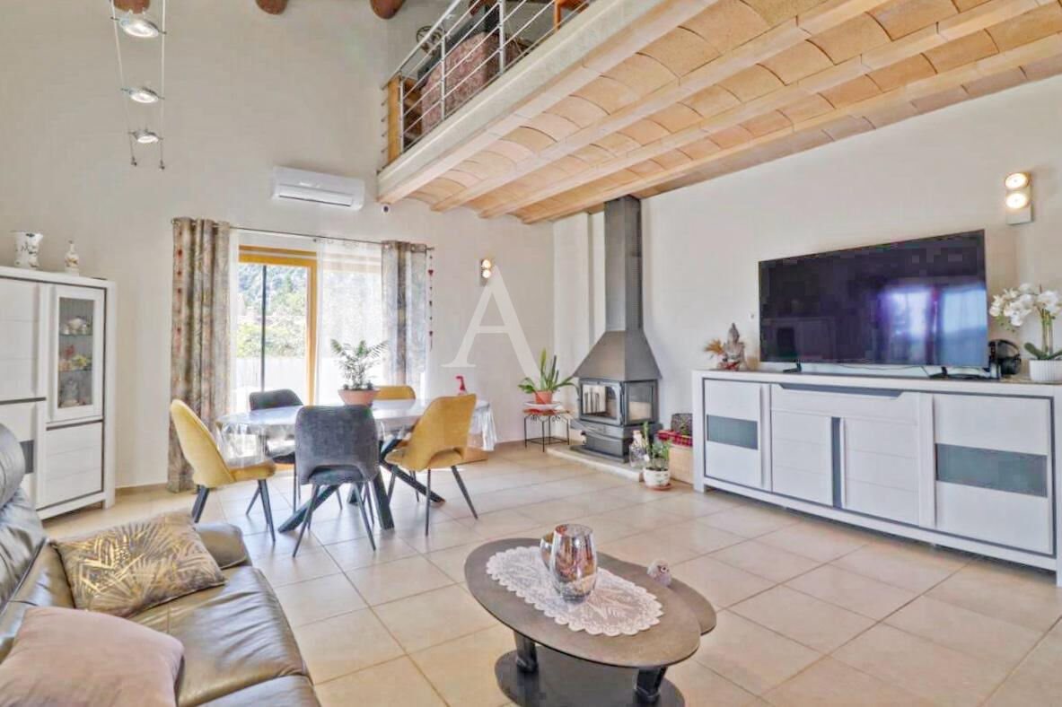 Maison à vendre, 160m², Quinson