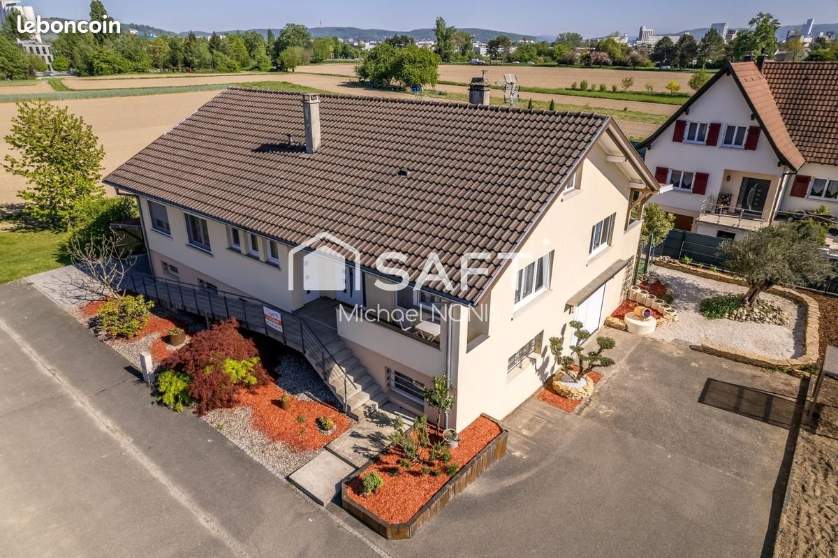 Maison à vendre, 213m², Village-Neuf