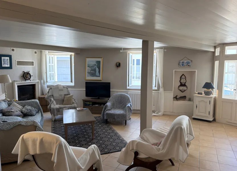 Maison à louer, 131m², La Flotte