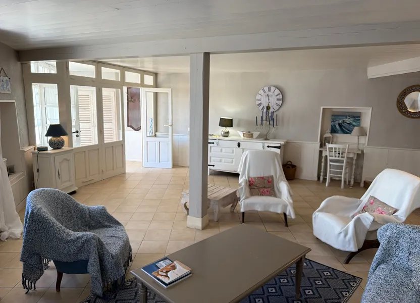 Maison à louer, 131m², La Flotte