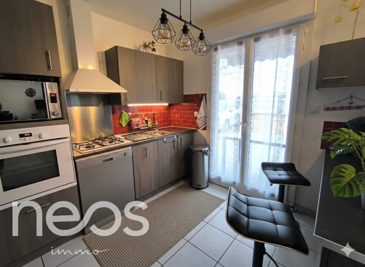 Maison à vendre, 107m², Petit-Palais-et-Cornemps