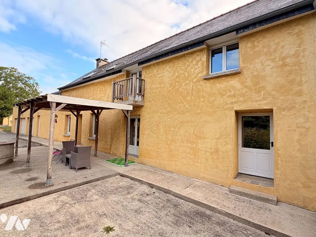 Maison à vendre, 153m², Trémorel