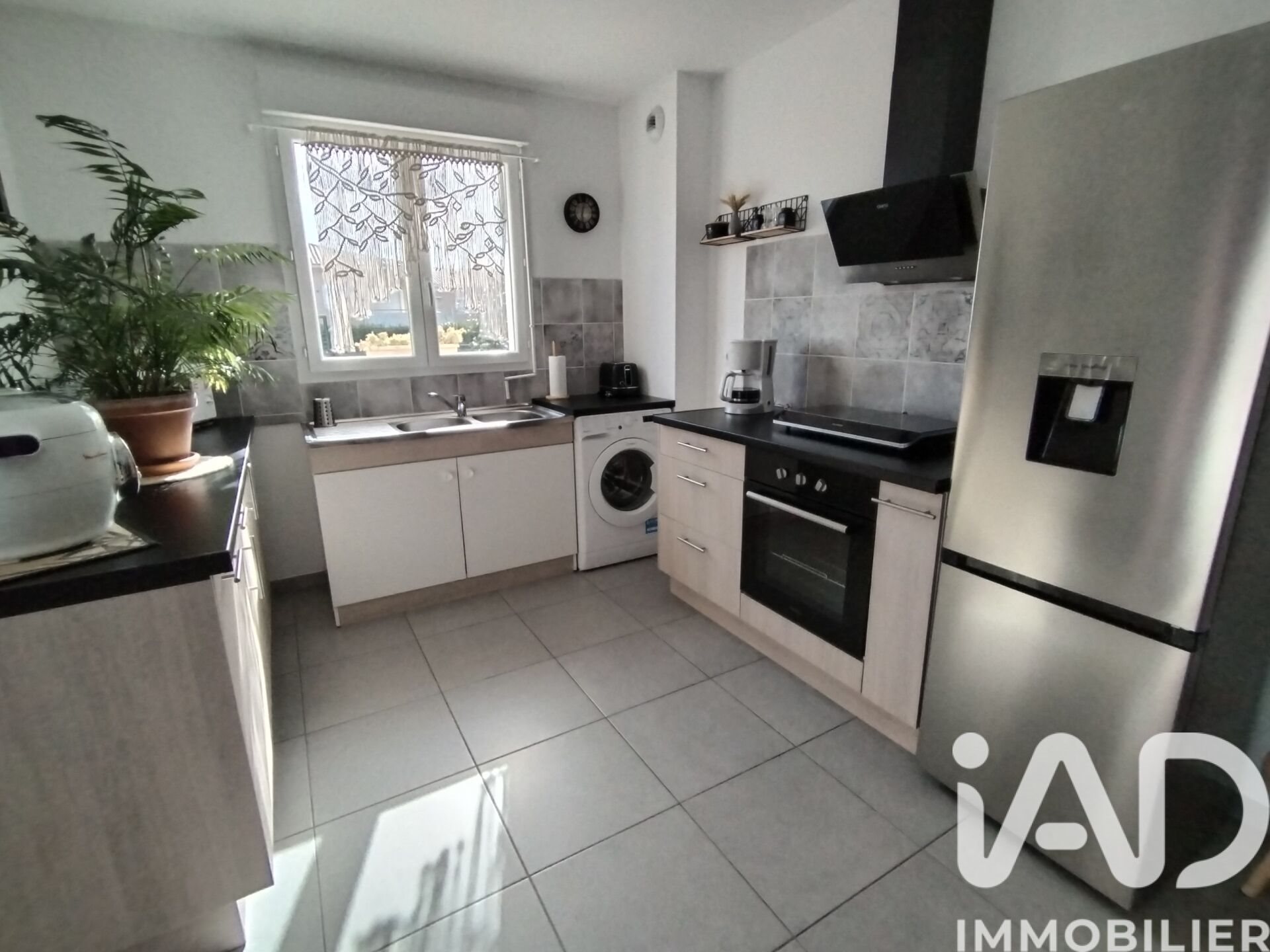 Appartement à vendre, 64m², Péret