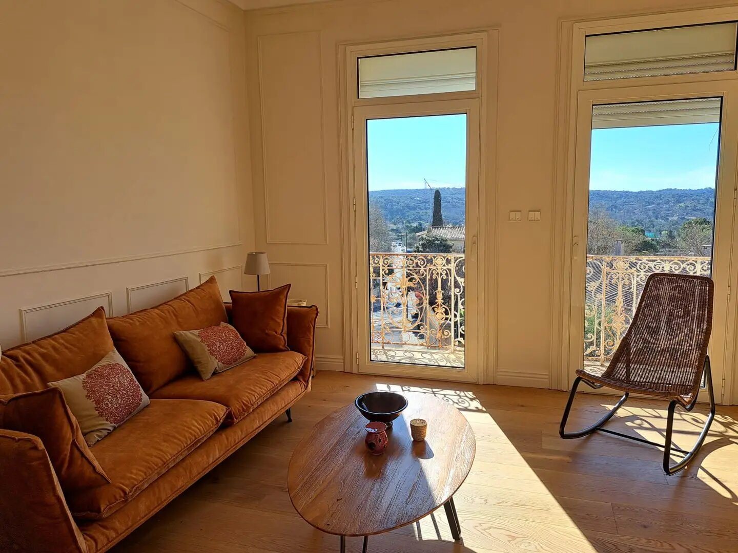 Appartement à louer, 127m², Vailhauquès