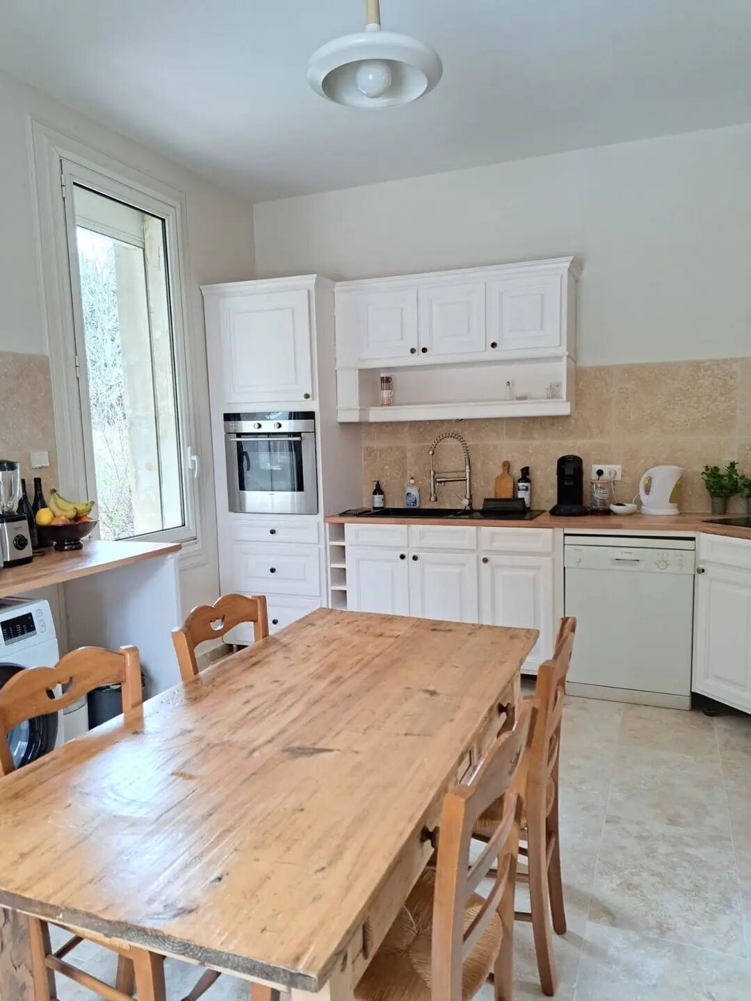 Appartement à louer, 127m², Vailhauquès