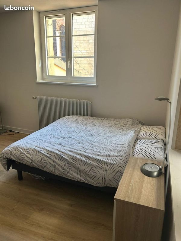 Appartement à louer, 25m², Mâcon