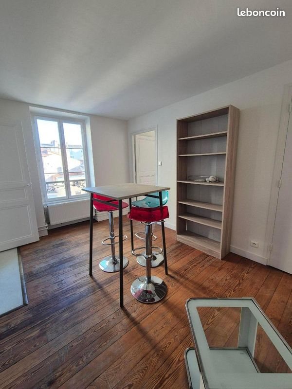 Appartement à louer, 29m², Mâcon