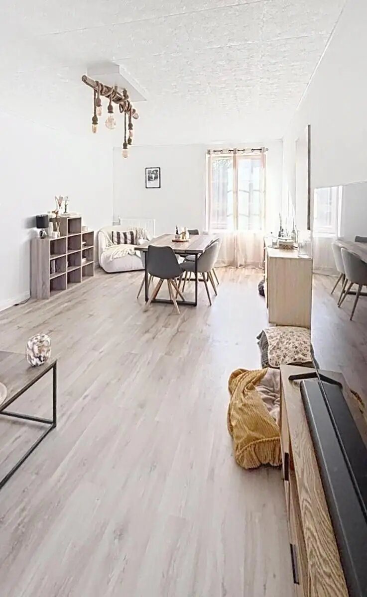 Appartement à louer, 99m², Varennes-lès-Mâcon