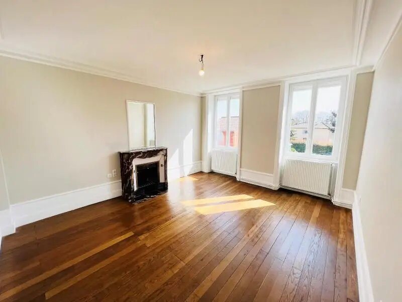 Appartement à louer, 85m², Mâcon