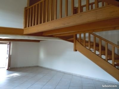 Appartement à louer, 64m², Solutré-Pouilly
