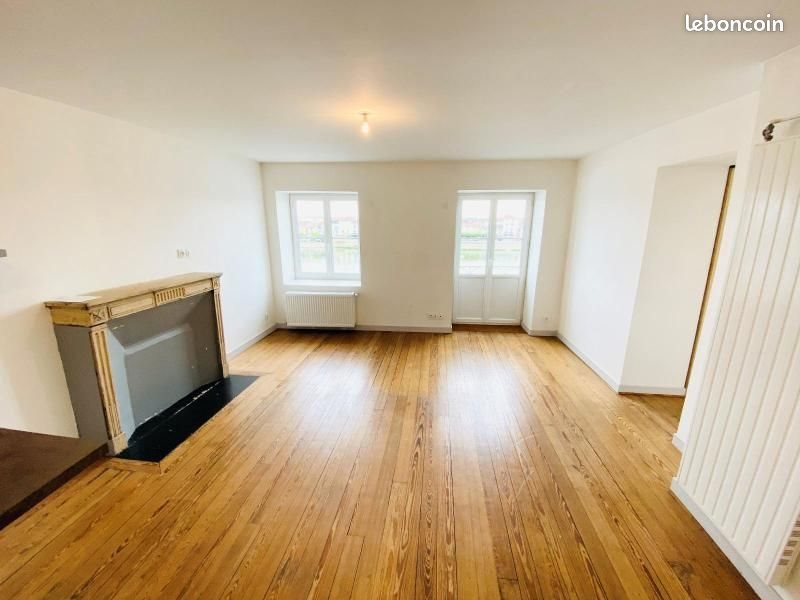 Appartement à louer, 69m², Mâcon