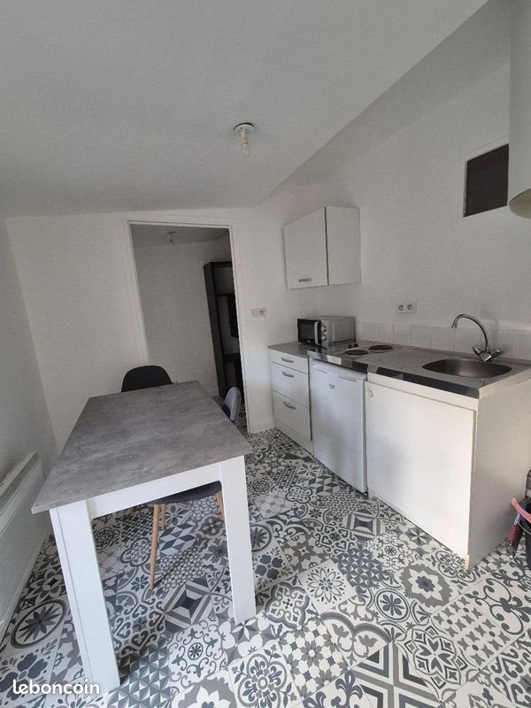 Appartement à louer, 23m², Mâcon