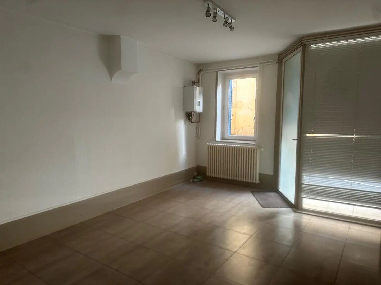 Appartement à louer, 48m², Cluny