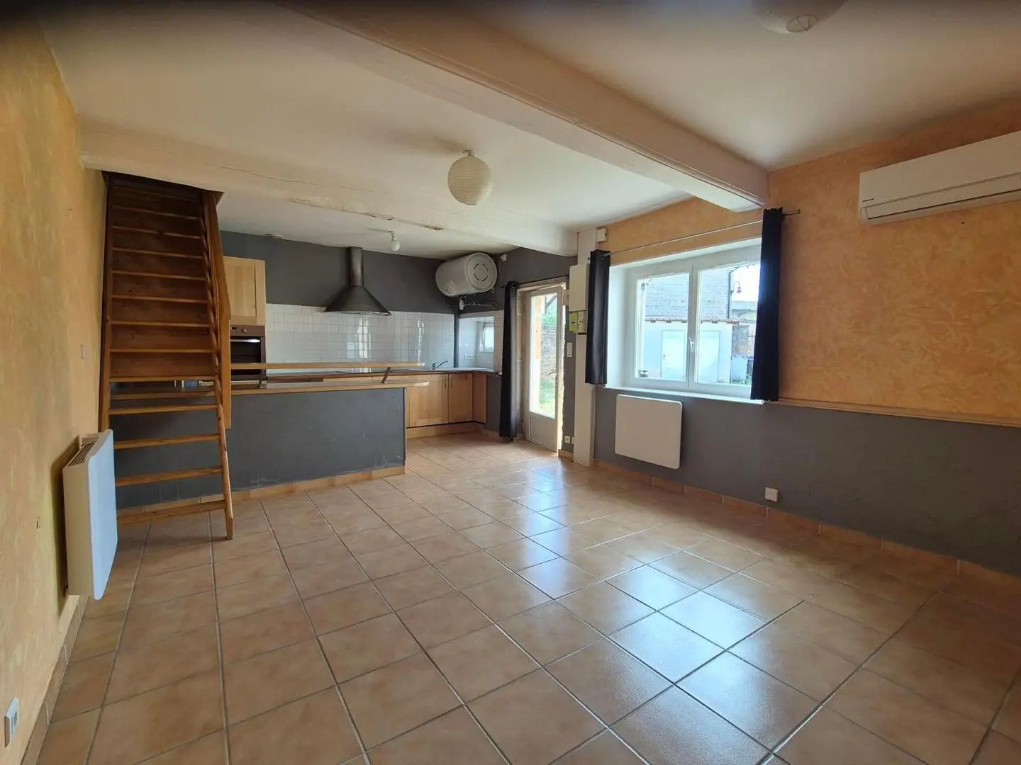 Appartement à louer, 47m², Varennes-lès-Mâcon