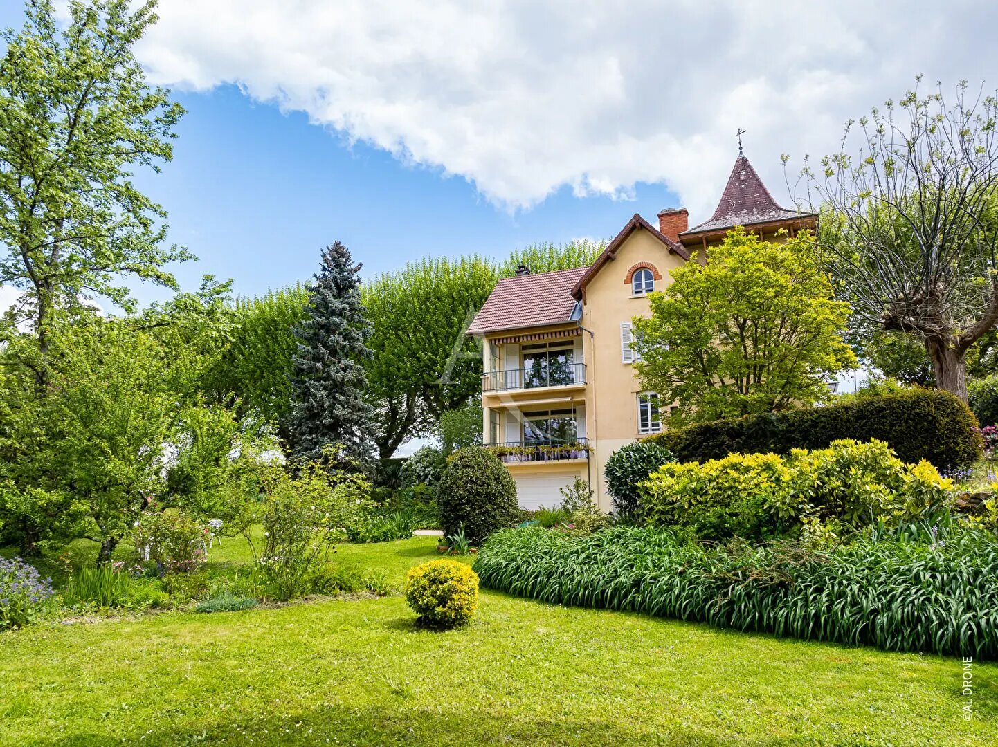 Maison à vendre, 211m², Mâcon