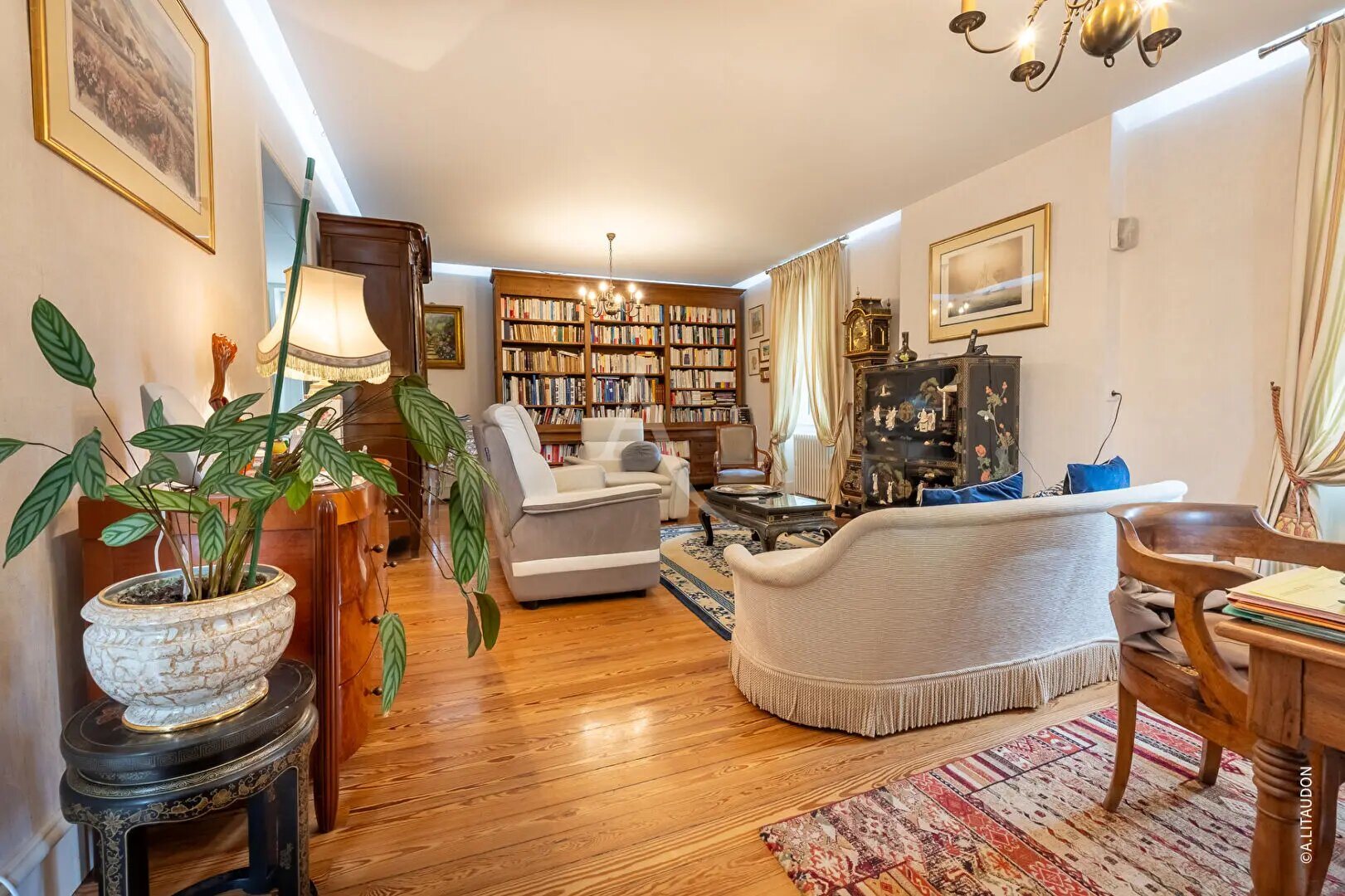 Maison à vendre, 211m², Mâcon