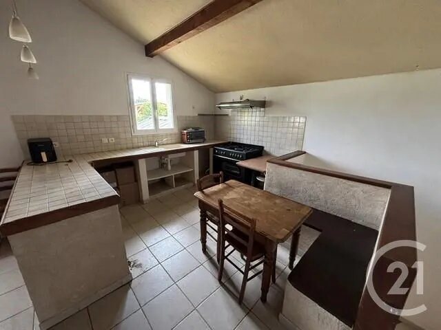 Appartement à louer, 83m², Brénod