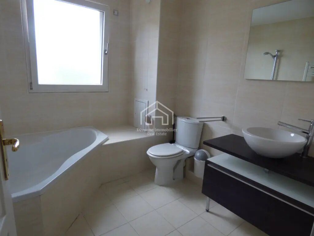 Appartement à louer, 120m², Divonne-les-Bains