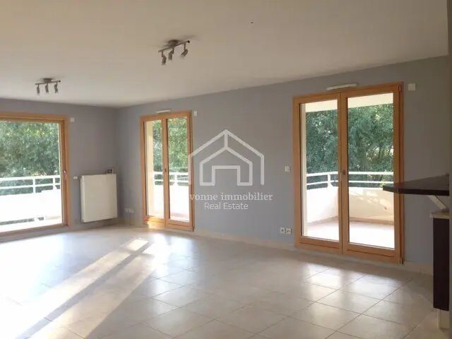 Appartement à louer, 120m², Divonne-les-Bains
