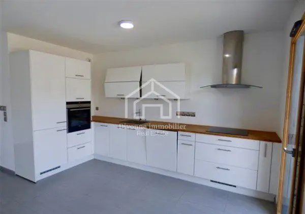 Appartement à louer, 70m², Divonne-les-Bains