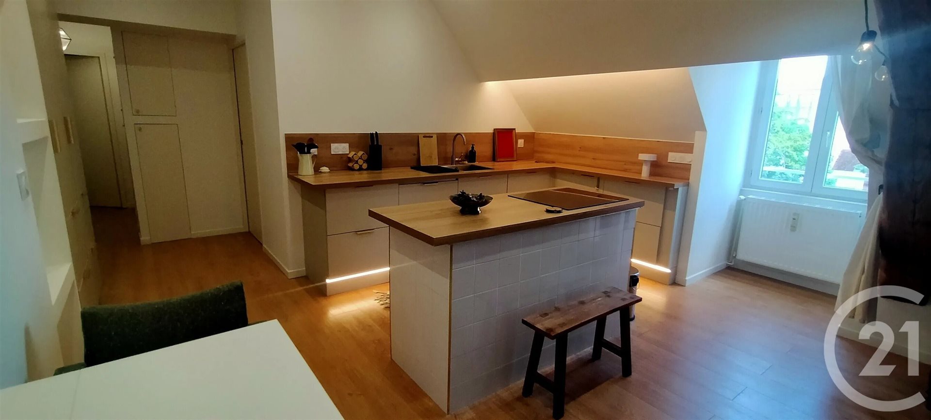 Appartement à louer, 48m², Lons-le-Saunier