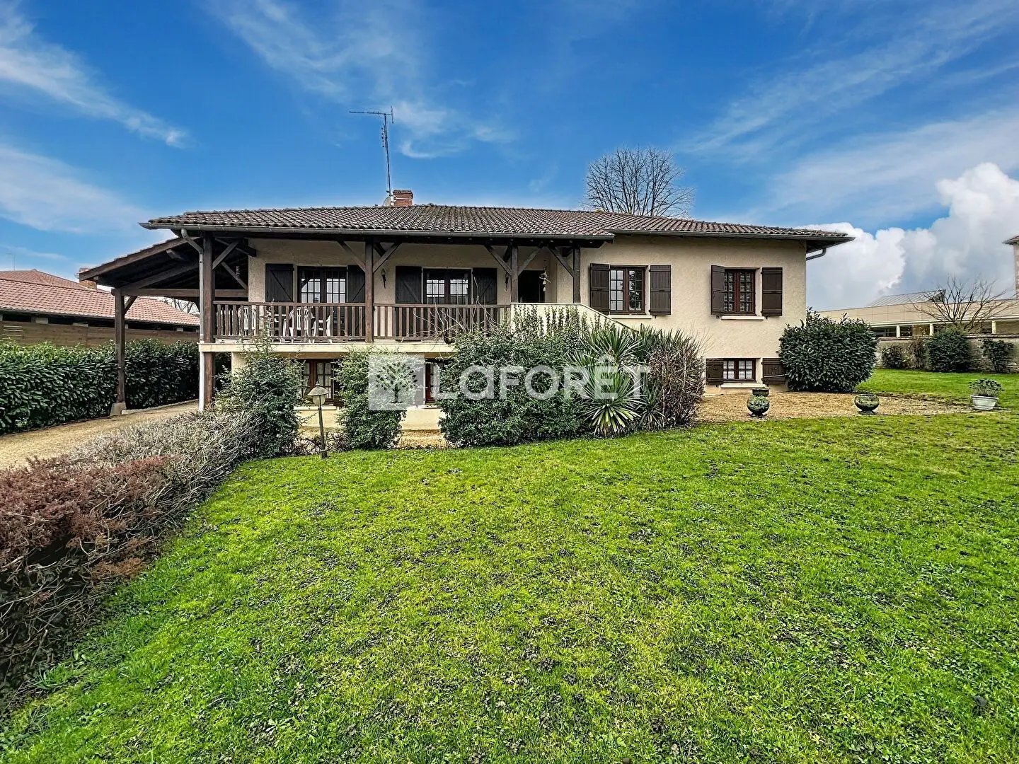 Maison à vendre, 215m², Saint-Jean-sur-Veyle