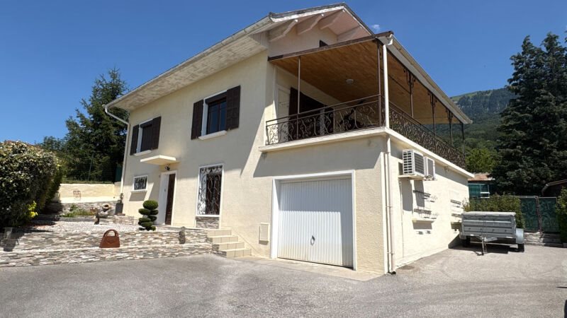 Maison à vendre, 185m², Gruffy